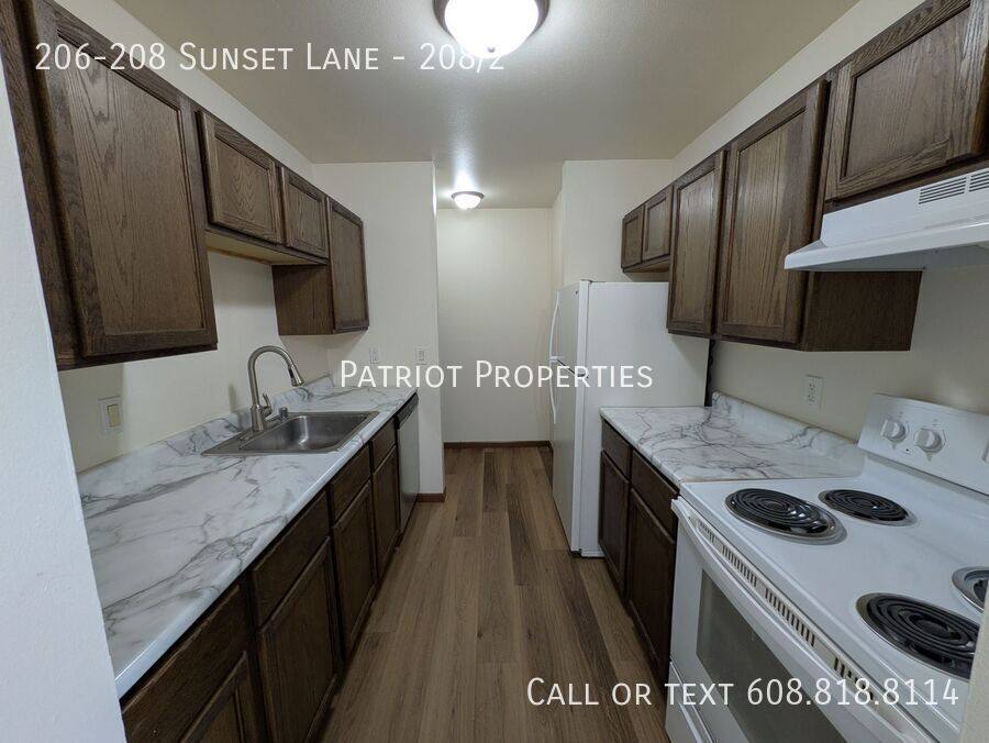 Apartment for rent at 206-208 Sunset Lane #206 8, Waunakee, WI 53597