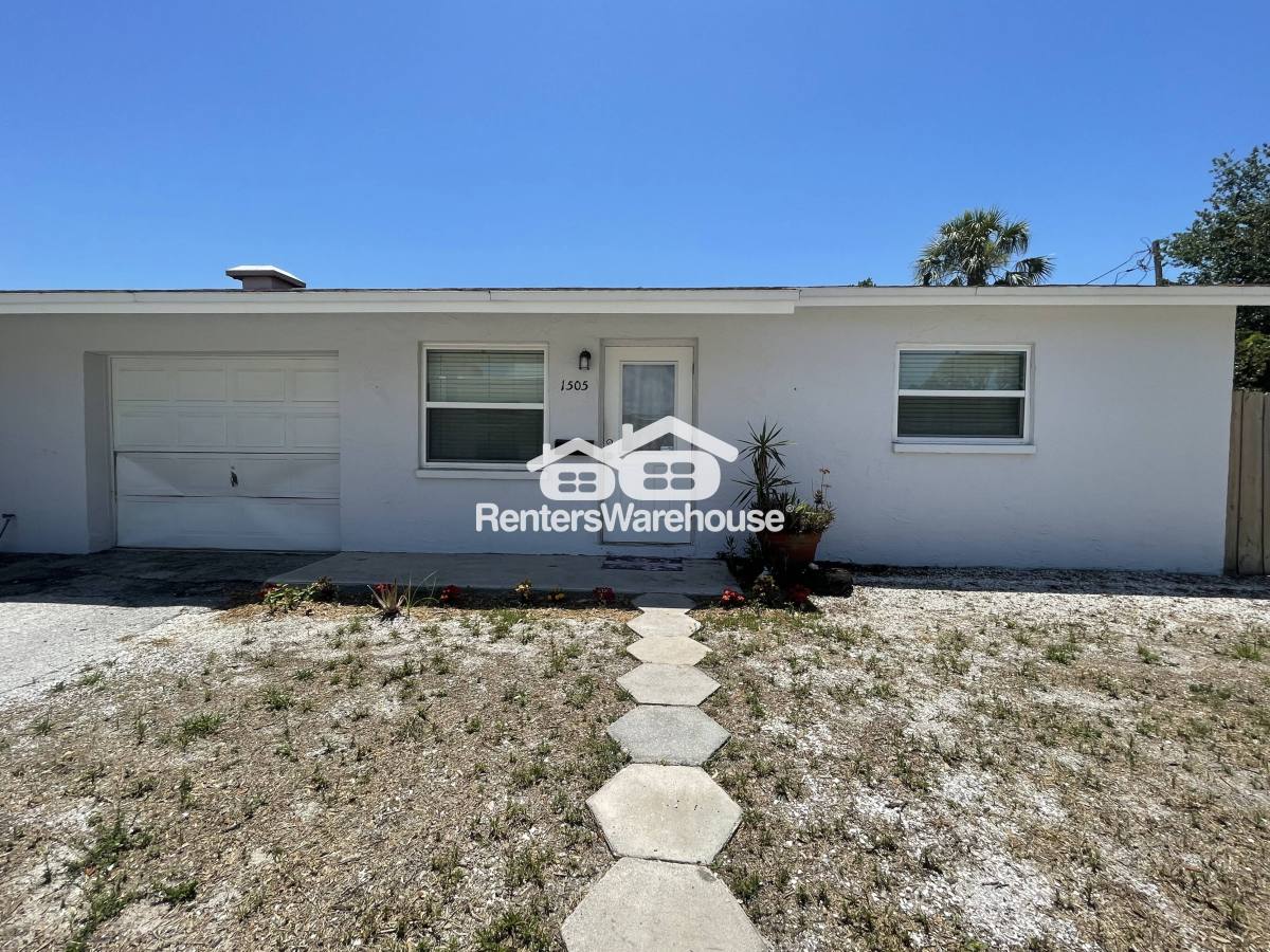 Townhouse for rent at 1505 Beach Dr SE, Saint Petersburg, FL 33701