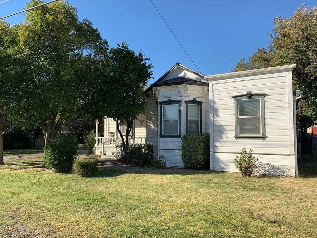 Apartment for rent at 9081-9085 Grove St, Elk Grove, CA 95624