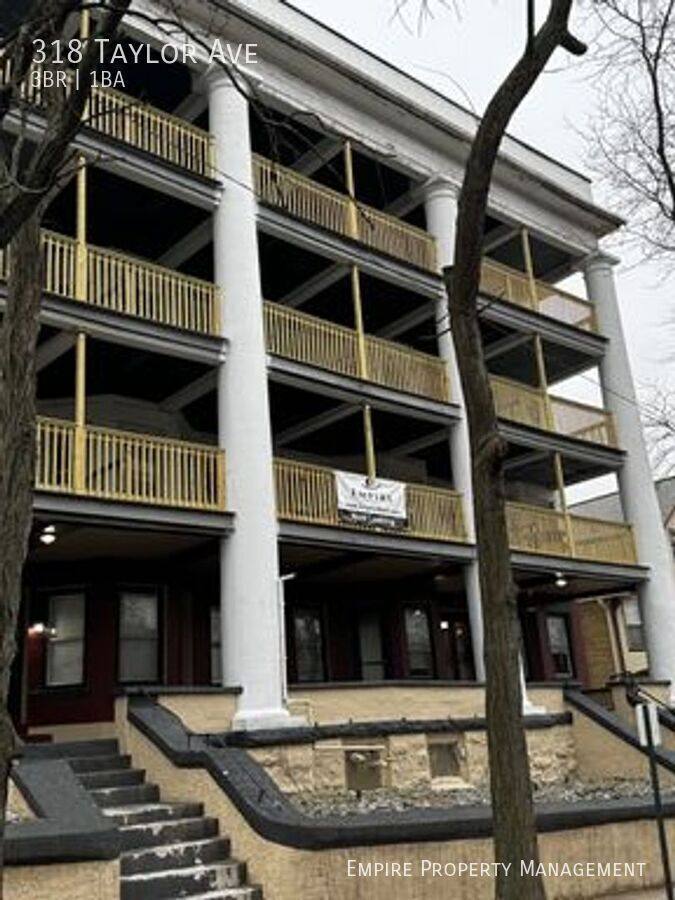 Apartment for rent at 318 Taylor Ave, Scranton, PA 18510
