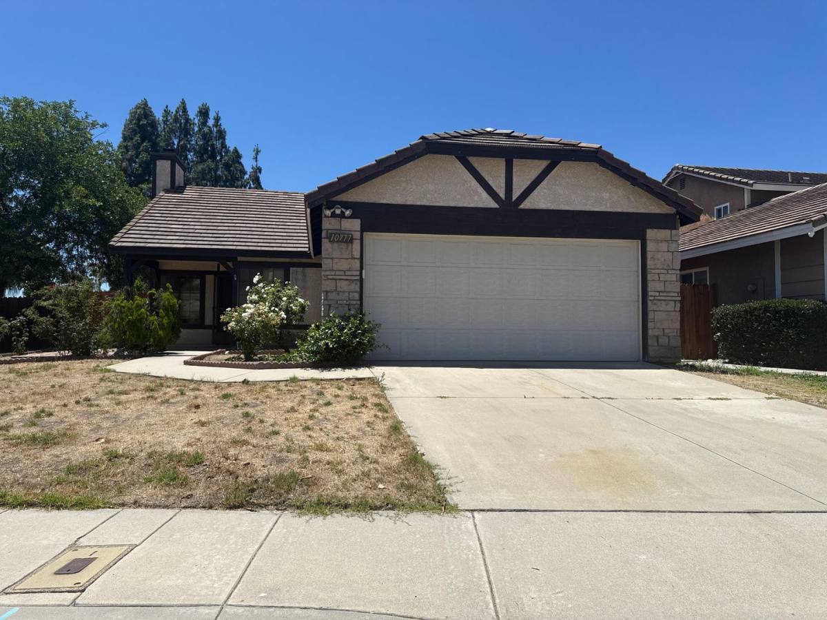House for rent at 10777 Oakhurst Dr, Rancho Cucamonga, CA 91730