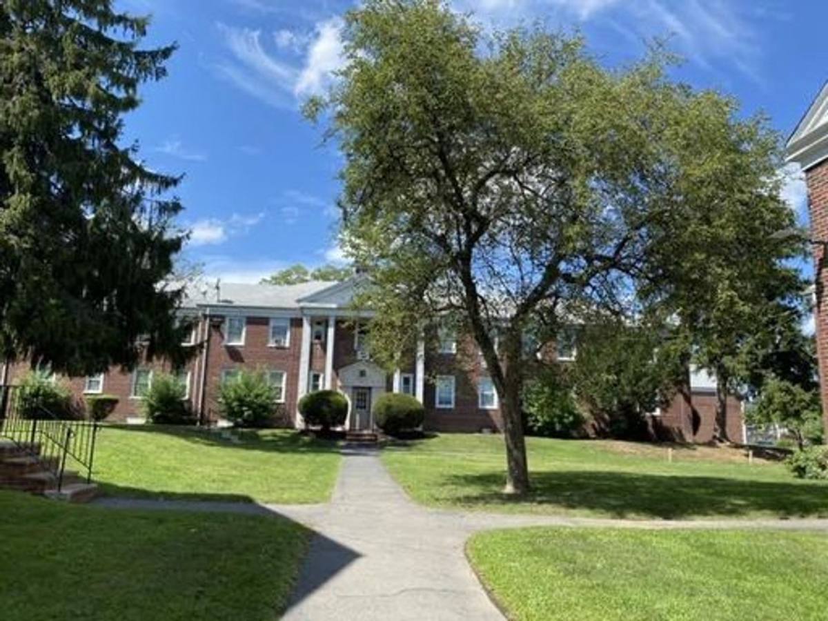 Apartment for rent at 370 Central Ave, Orange, NJ 07050