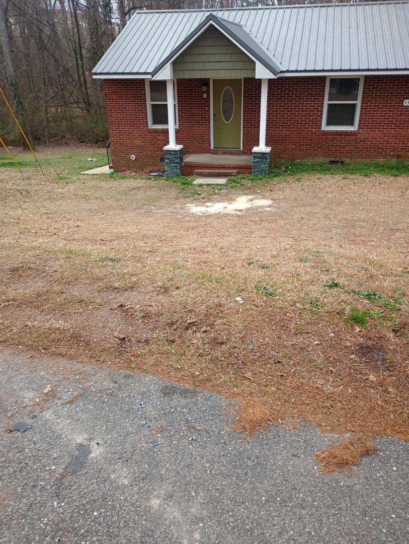 Apartment for rent at 4325-A Pine Meadow Dr, Fayetteville, NC 28303