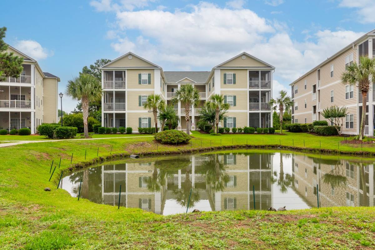 Condo for rent at 2040 Cross Gate Blvd, Myrtle Beach, SC 29575
