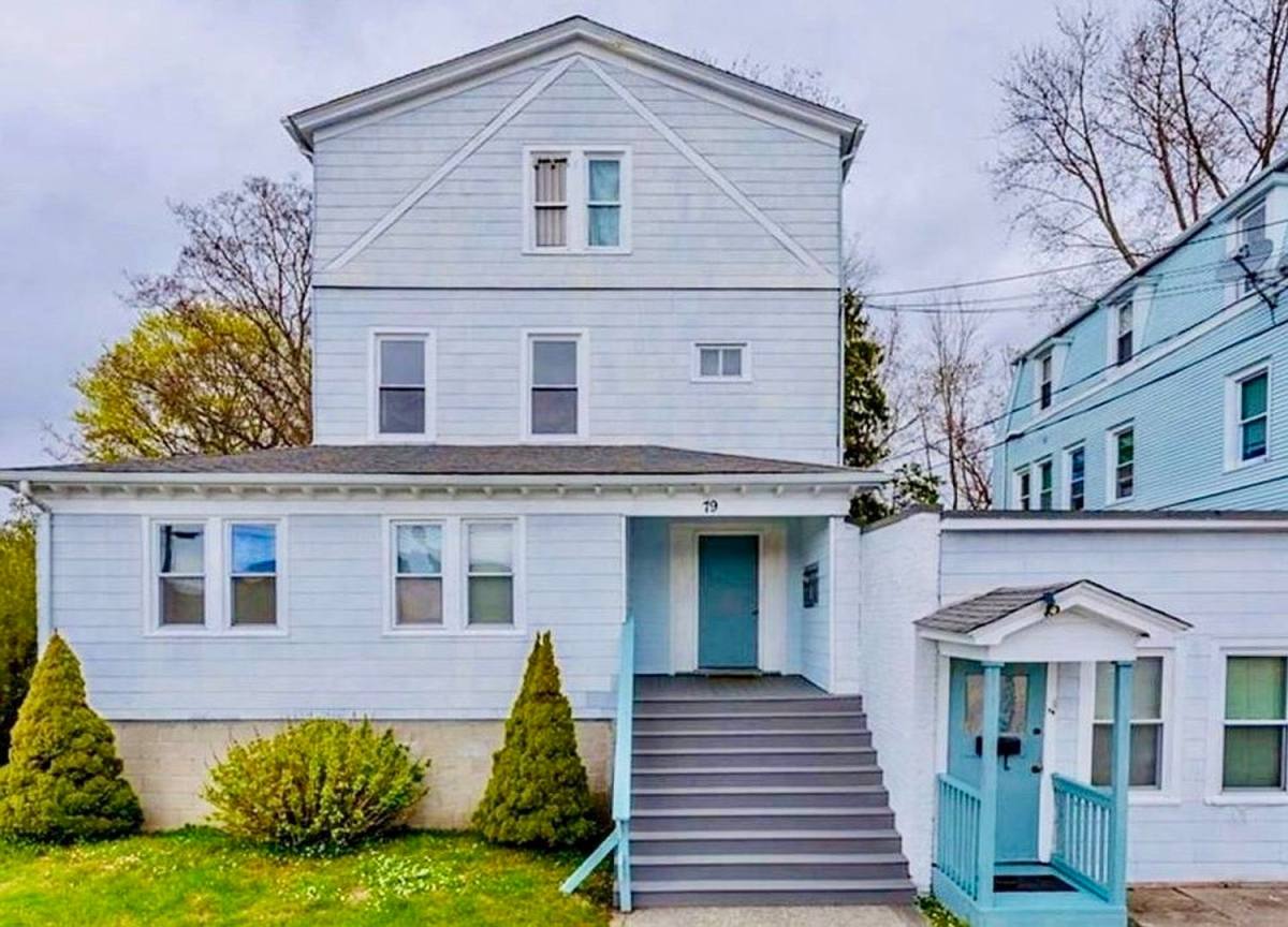 Apartment for rent at 79 Garfield Ave, New London, CT 06320