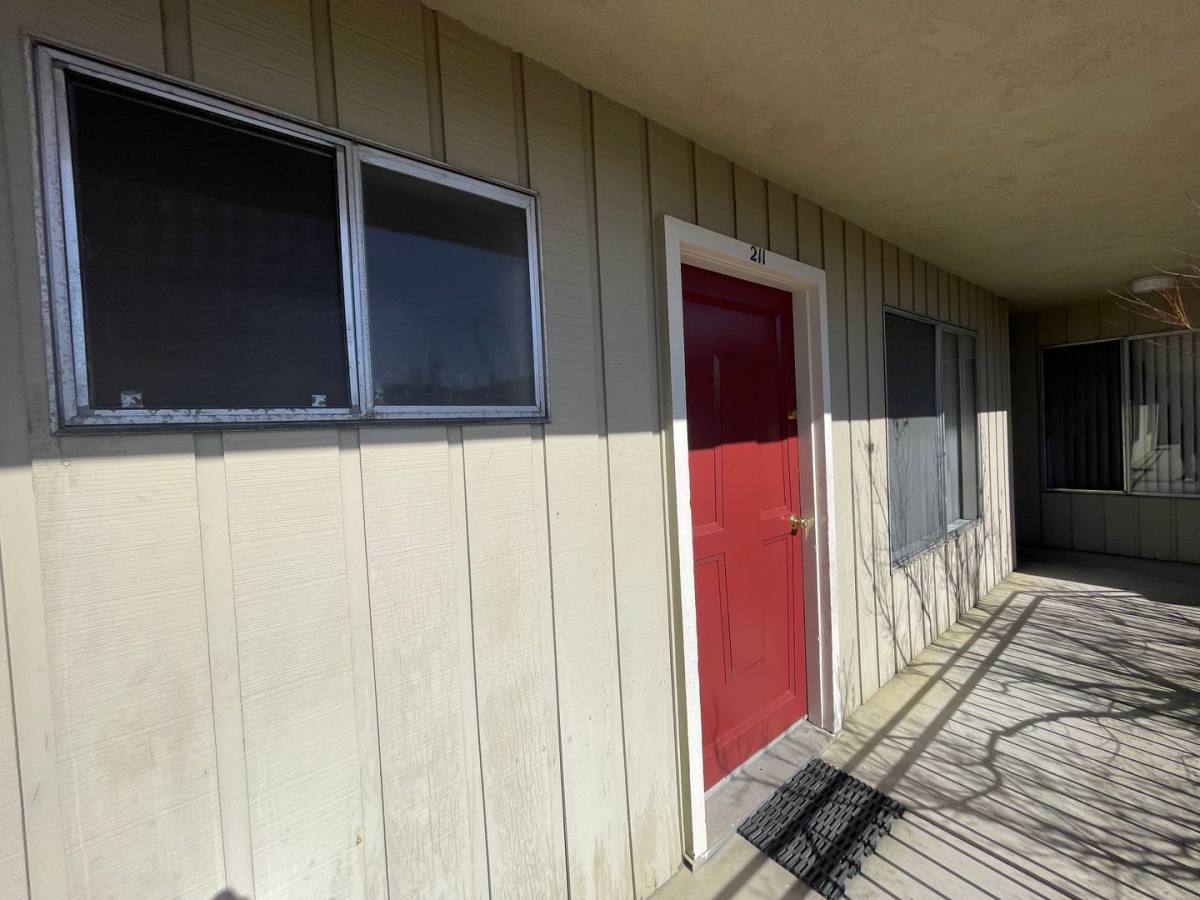 House for rent at 1651 Detroit Ave, Concord, CA 94520