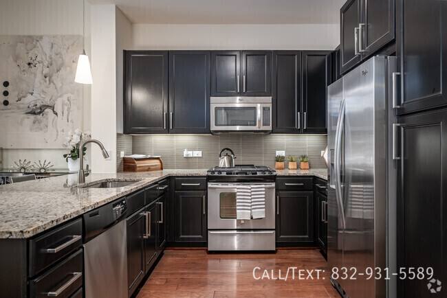 Apartment for rent at 3099 Yorktown St #WWP1, Houston, TX 77056