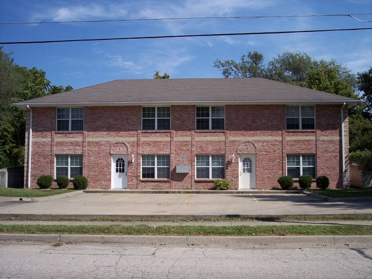 Apartment for rent at 509 Shotwell St, Warrensburg, MO 64093