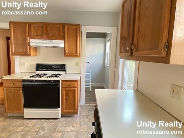 Apartment for rent at 1111 Fellsway #1, Malden, MA 02148