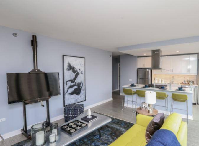 Apartment for rent at 1401 S State St, Chicago, IL 60605