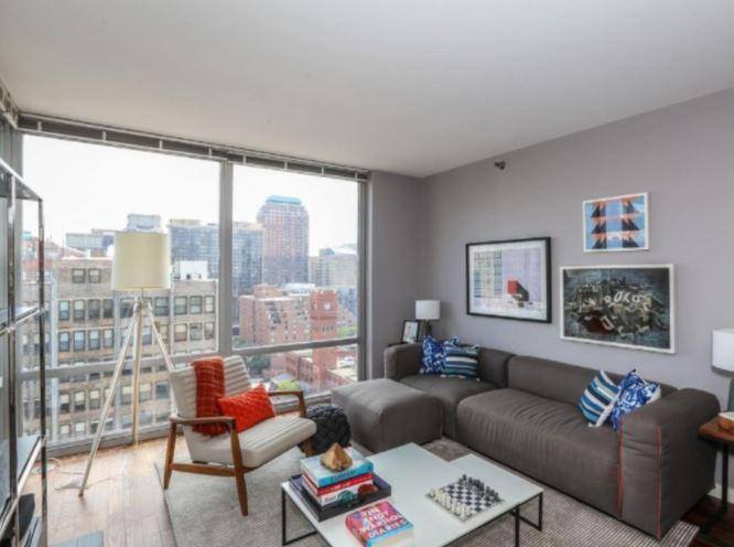 Apartment for rent at 900 S Clark St, Chicago, IL 60605