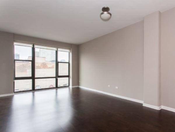 Apartment for rent at 1130 S Michigan Ave, Chicago, IL 60605
