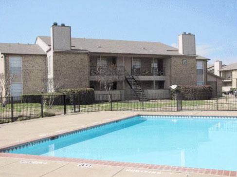 Apartment for rent at 2261 W Buckingham Rd, Garland, TX 75042
