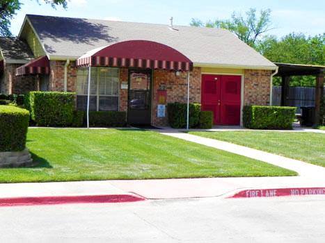 Apartment for rent at 720 E Warrior Tr, Grand Prairie, TX 75052