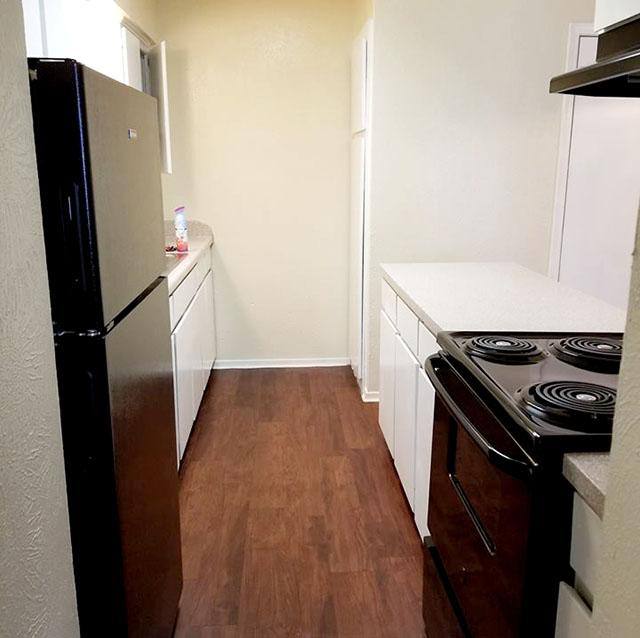 Apartment for rent at 2957 Park Square Dr, Irving, TX 75060