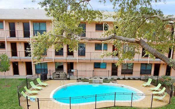 Apartment for rent at 8780 Park Lane, Dallas, TX 75231