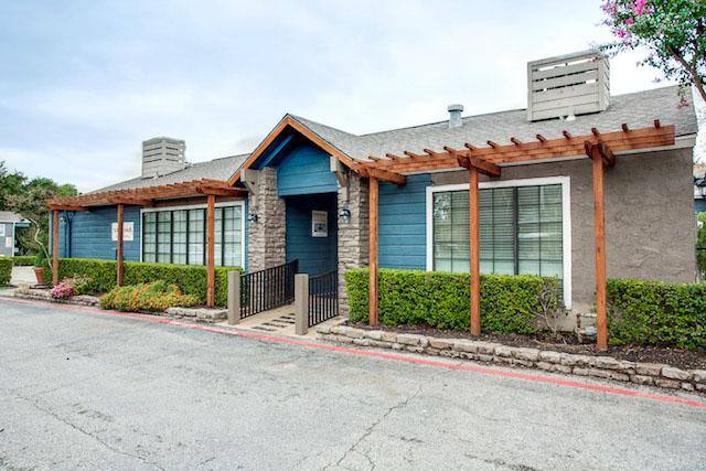 Apartment for rent at 5555 Spring Valley Rd, Dallas, TX 75254