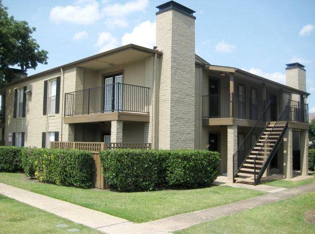 Apartment for rent at 4500 Sojourn Dr, Addison, TX 75001