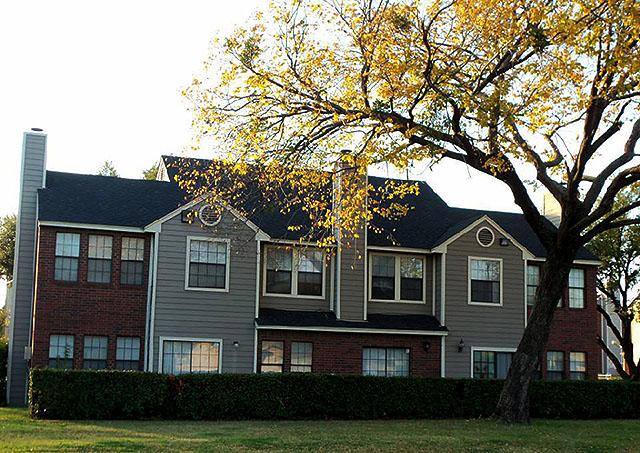 Apartment for rent at 709 N Nursery Rd, Irving, TX 75061