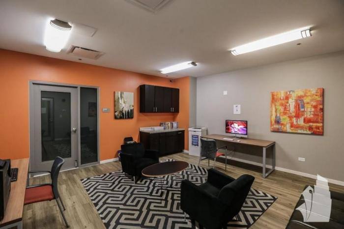 Apartment for rent at 3740 N Halsted St #802, Chicago, IL 60613