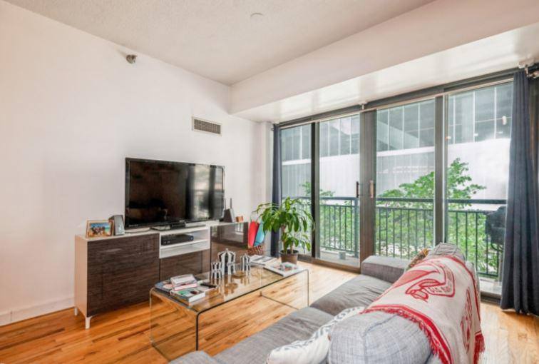 Apartment for rent at 2 E 8th St, Chicago, IL 60605