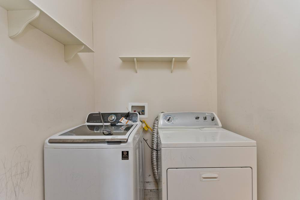 Apartment for rent at 1910 S State St #403, Chicago, IL 60616