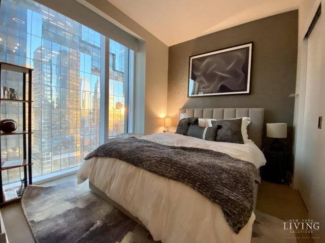 Apartment for rent at 455 10th Ave #16L, New York, NY 10018