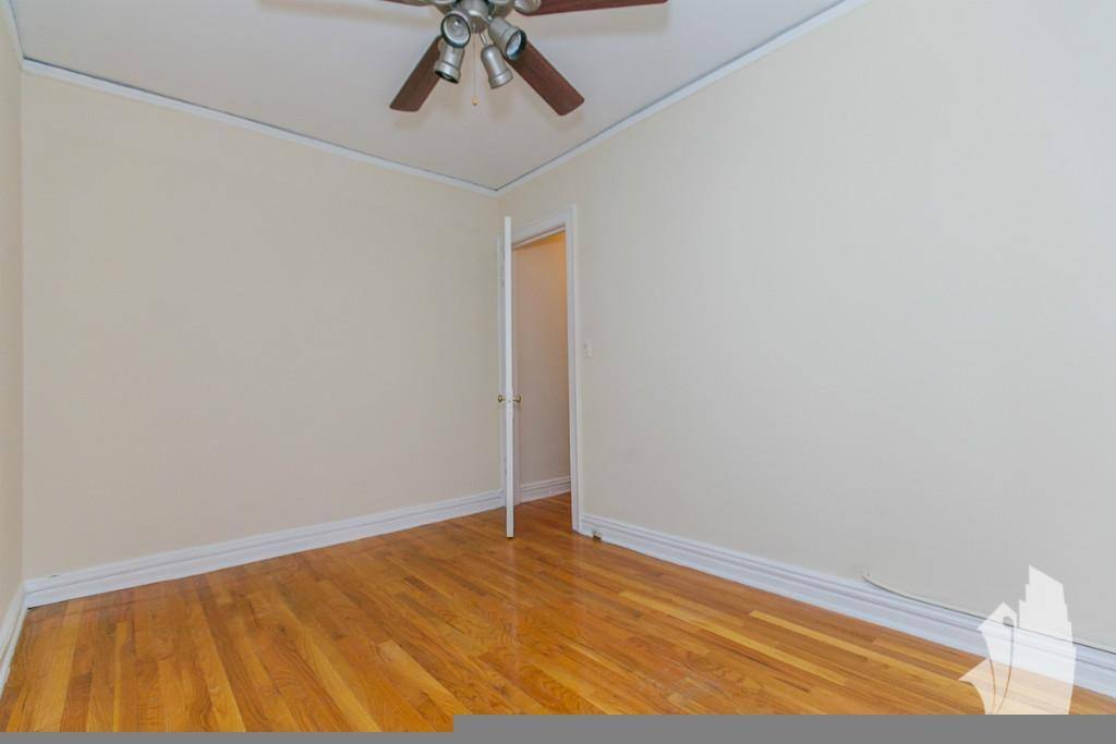 Apartment for rent at 425 W Roscoe St #404, Chicago, IL 60657