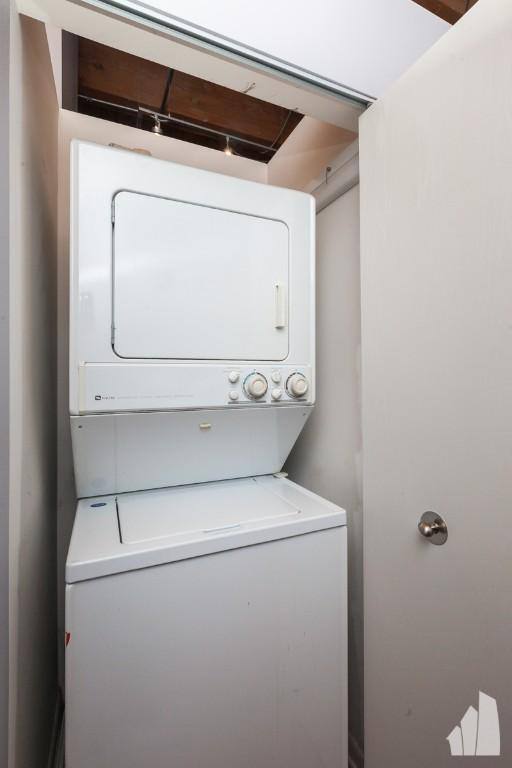 Apartment for rent at 2222 W Diversey #204, Chicago, IL 60647