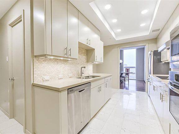 Apartment for rent at 5100 San Felipe St #53, Houston, TX 77056