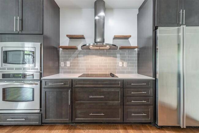 Apartment for rent at 2323 N Houston St #53, Dallas, TX 75219