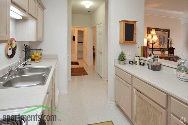 Apartment for rent at 2825 W 11th St #53, Houston, TX 77008