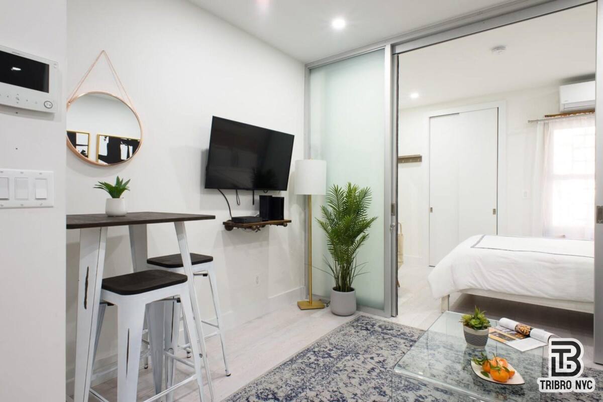 Apartment for rent at 450 E 78th St #2A, New York, NY 10075