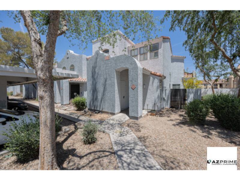 Townhouse for rent at 280 S Elizabeth Way #13, Chandler, AZ 85225