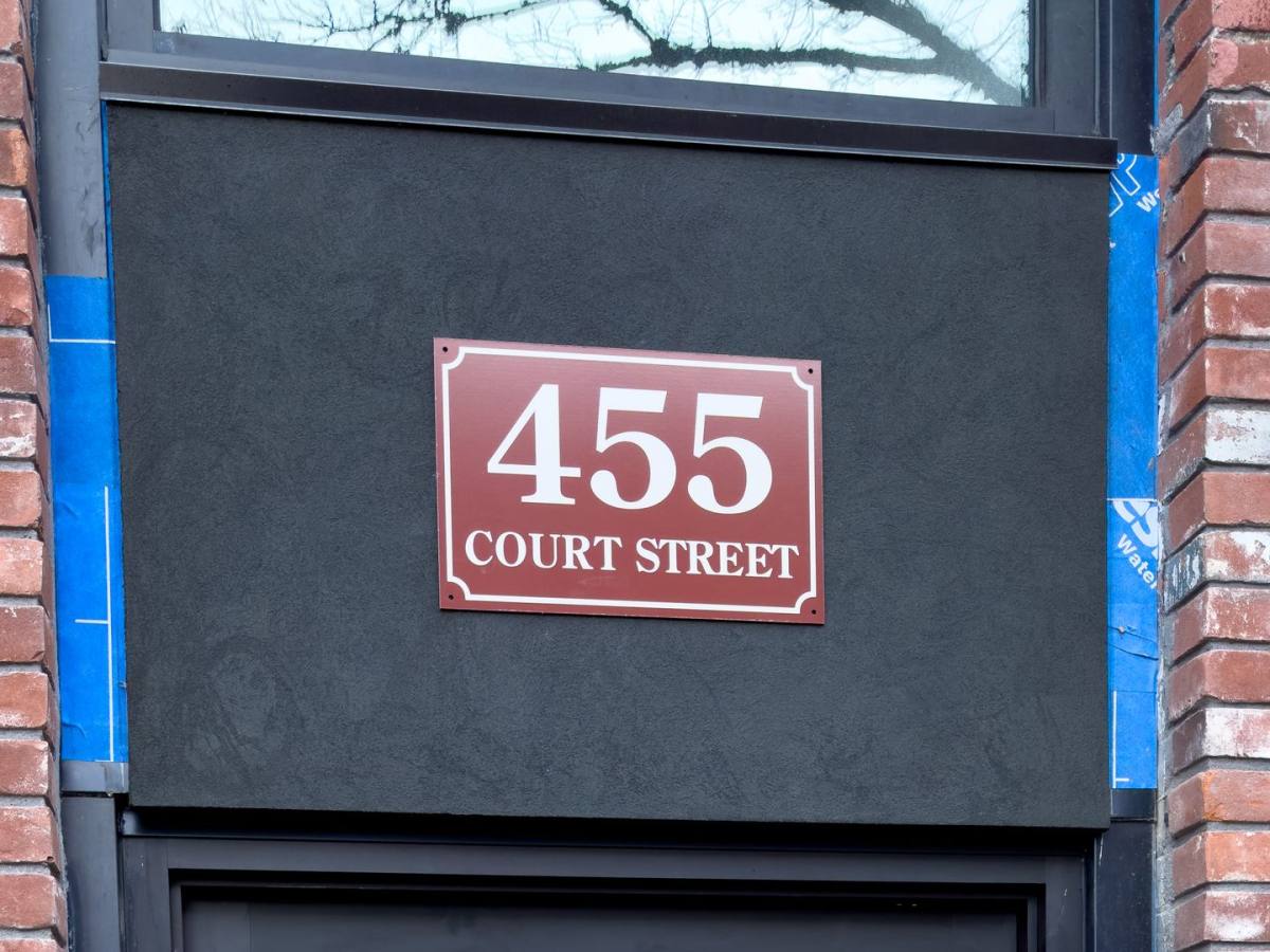 Apartment for rent at 455 Court St, Salem, OR 97301