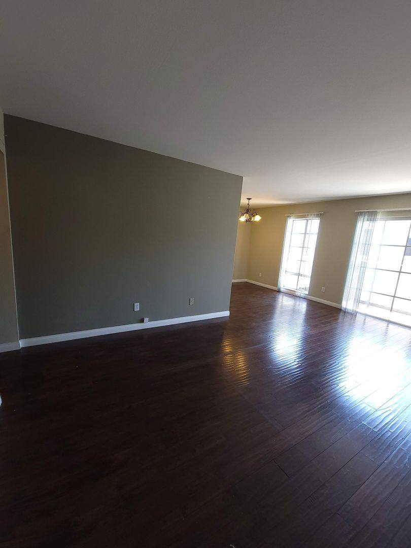 Apartment for rent at 10825 Blix St, North Hollywood, CA 91602
