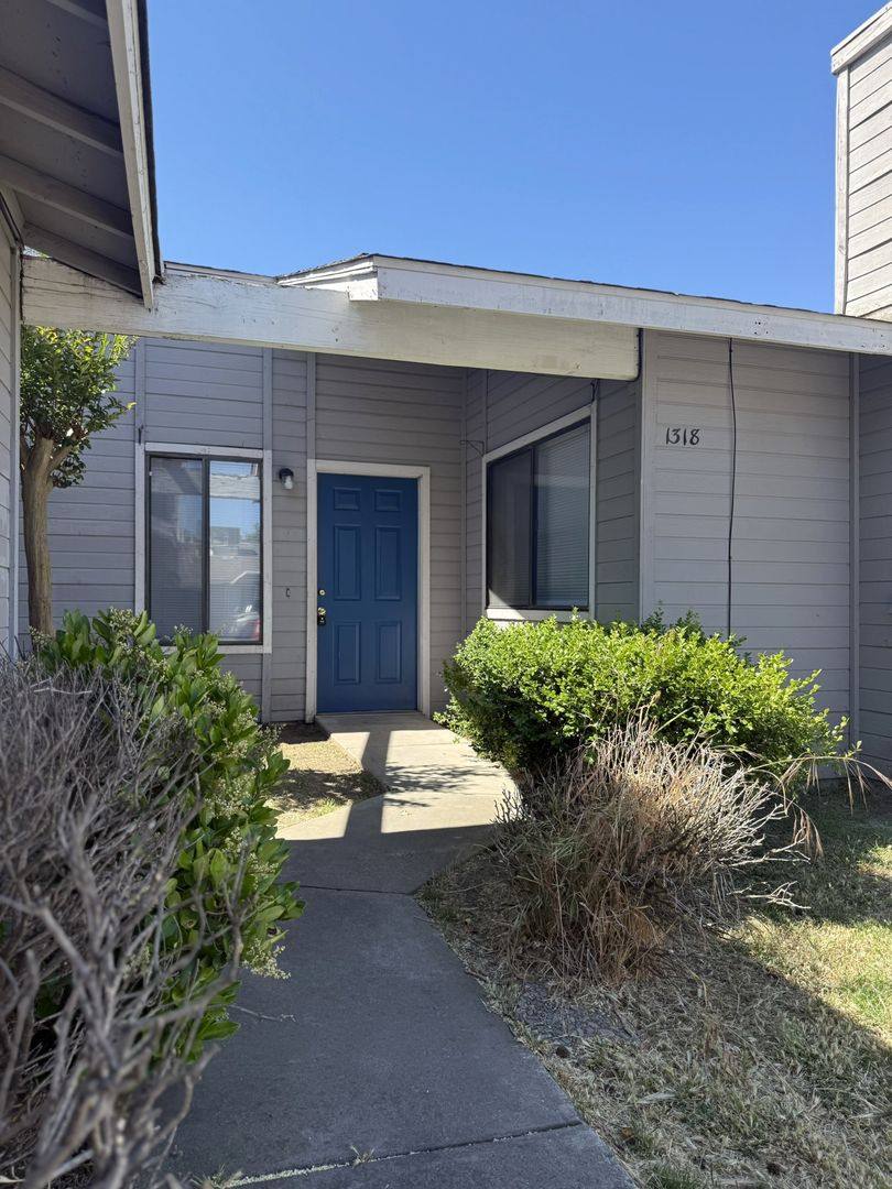 Apartment for rent at 1310 Loughborough Dr, Merced, CA 95348