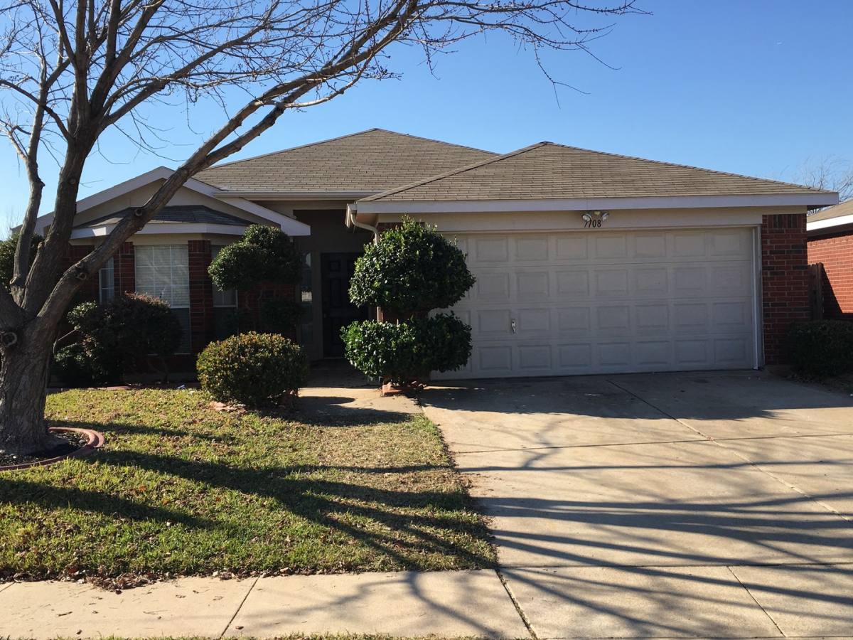 House for rent at 7108 Avington Way, Fort Worth, TX 76133
