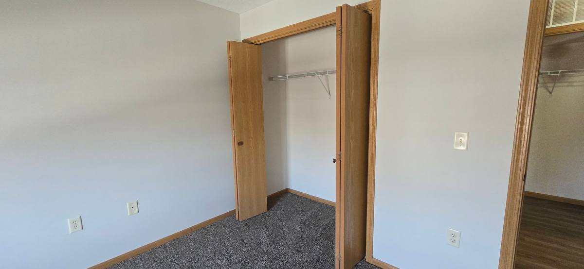Apartment for rent at 2315 Greenwald St, Bellevue, NE 68123
