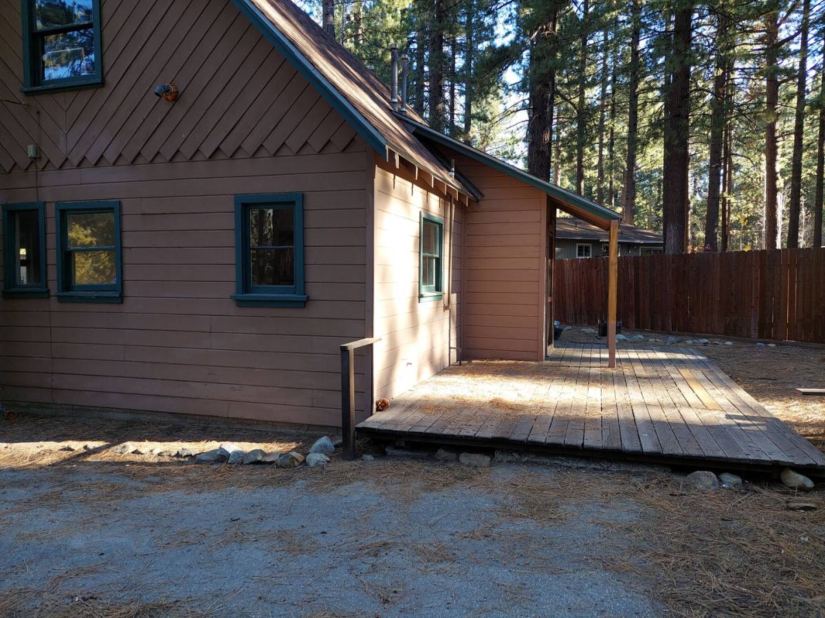 House for rent at 2110 Helen Ave, South Lake Tahoe, CA 96150