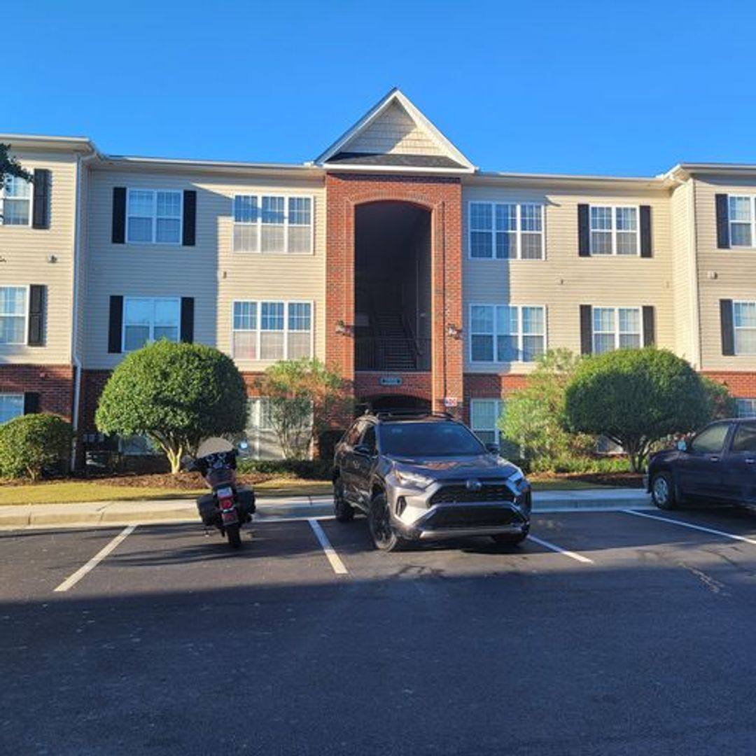 Apartment for rent at 2808 Bloomfield Lane, Wilmington, NC 28412