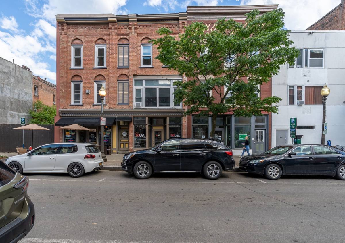 Apartment for rent at 136 Washington St, Binghamton, NY 13901