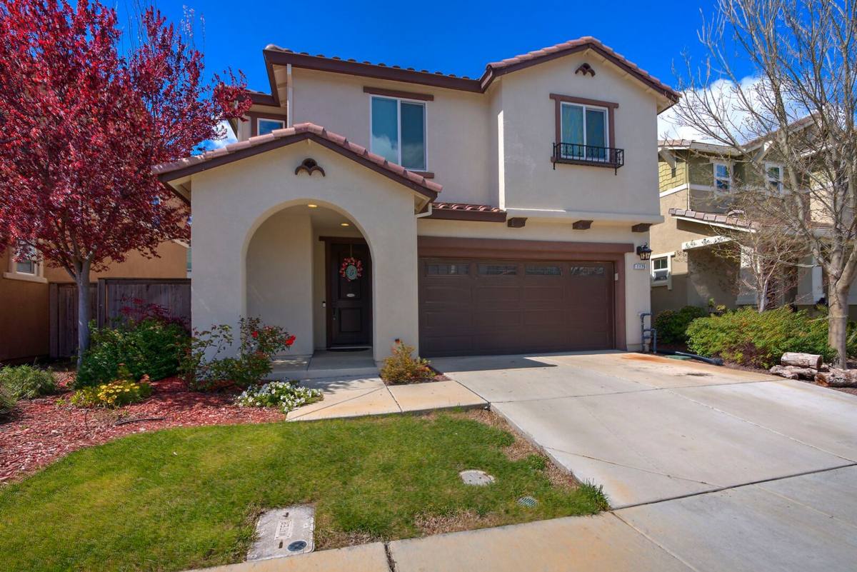 House for rent at 1175 Dartmouth Circle, Dixon, CA 95620