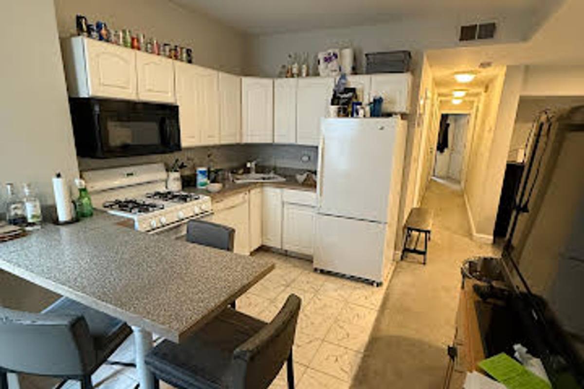 Apartment for rent at 190 L St #2, South Boston, MA 02127