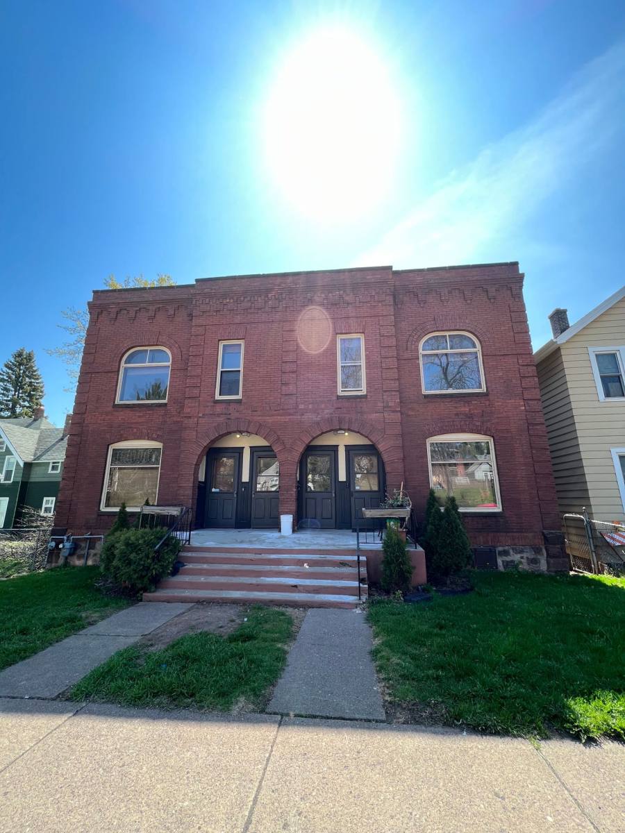 Apartment for rent at 322-324 E 5th St, Duluth, MN 55805