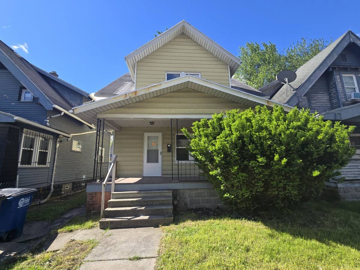 House for rent at 315 Stanley Court, Toledo, OH 43608