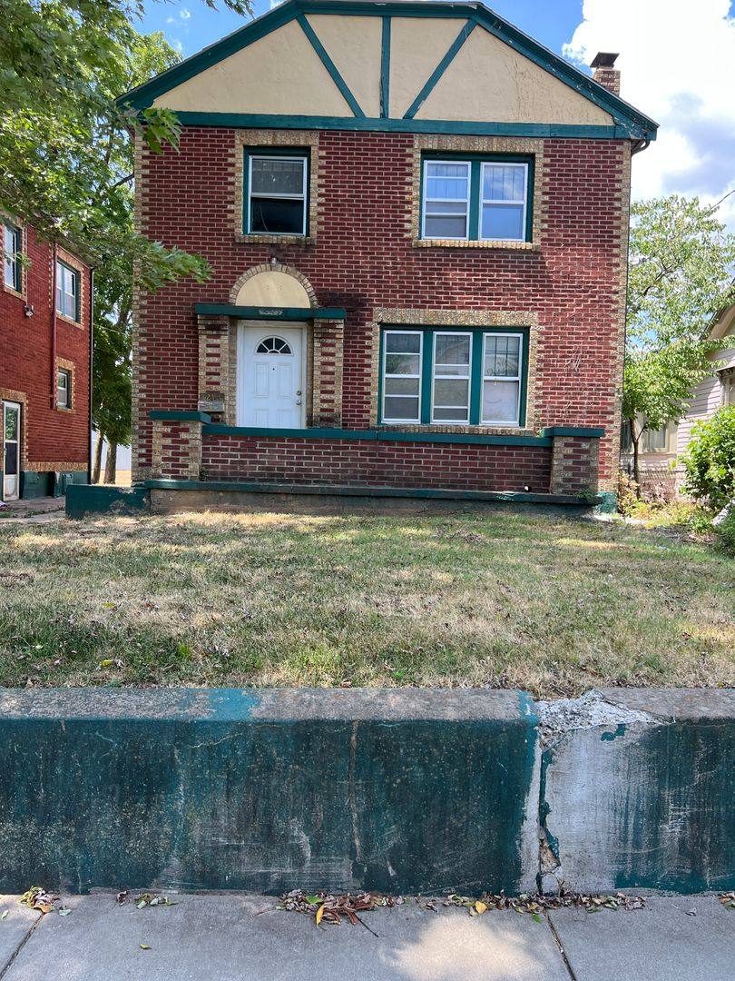 House for rent at 1217 N Robberson Ave, Springfield, MO 65802