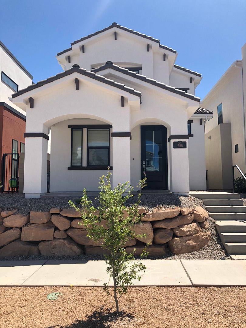 House for rent at 755 W Scarlet Hill Dr, Saint George, UT 84790