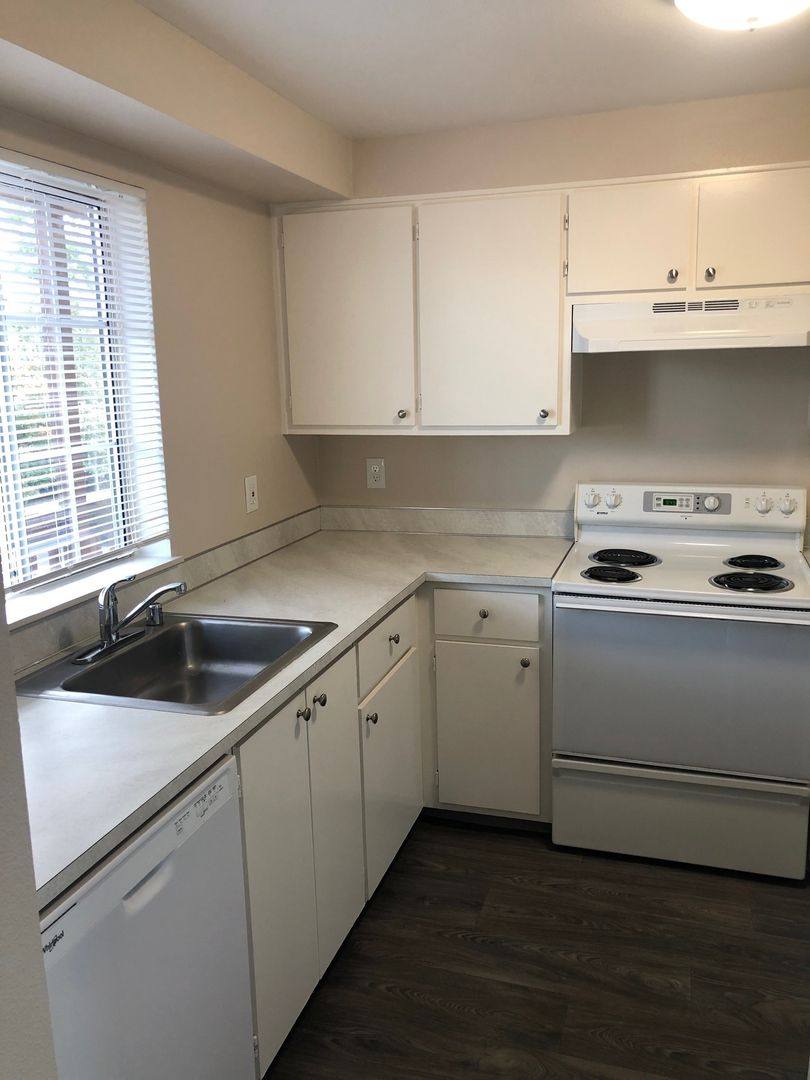 Apartment for rent at 3107 NE 62nd Ave, Vancouver, WA 98661