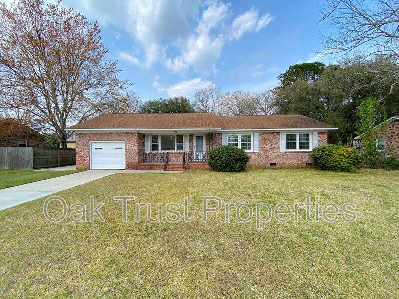 House for rent at 222 Jennie St, Goose Creek, SC 29445